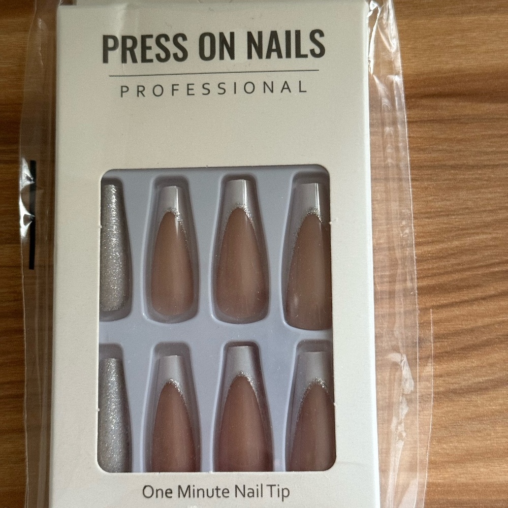 Press On Nails